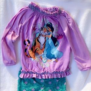 Disney Store Girls Jasmine & Rajah Pajamas